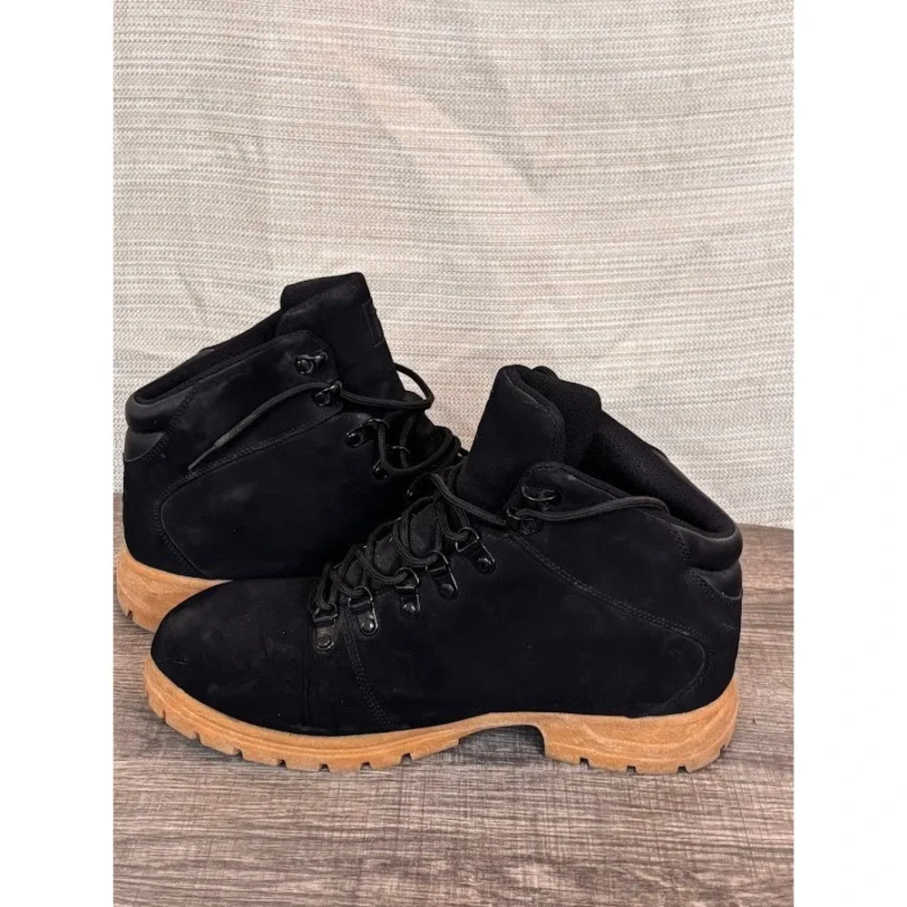 Fila Edgewater 12 Mens‎ Boots Black Gum Lug Sole 1HM00037-976 Size 10.5